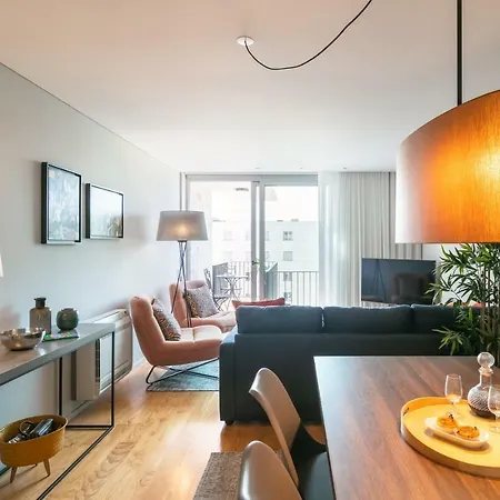Insight Cedofeita- Parking, Balconies & Ac Apartamento