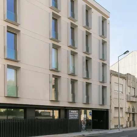 Insight Cedofeita- Parking, Balconies & Ac פורטו